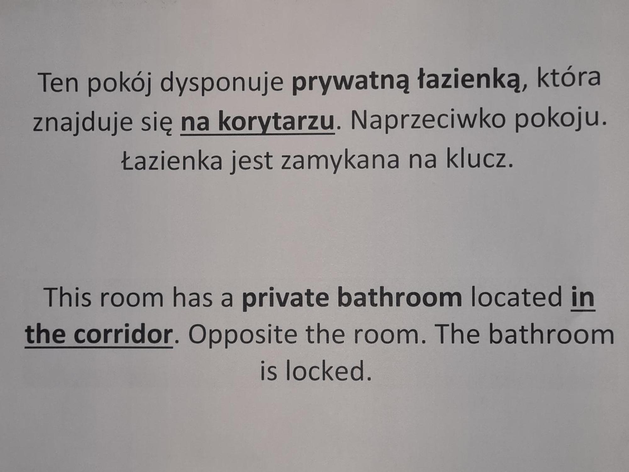 Twin Room Private External Bathroom